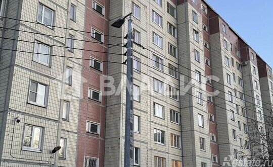 Продажа 3-комн квартиры на вторичном рынке Большевиков пр-кт,  д. 6,  к. 4