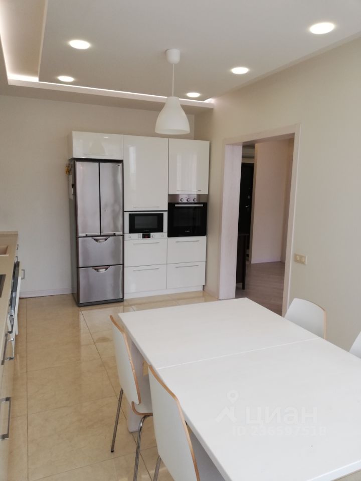 Аренда 3-комн квартиры на вторичном рынке улица Мельникова, 3к5