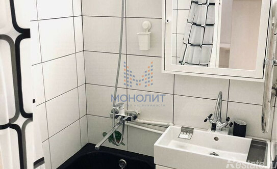 Продажа 2-комн квартиры на вторичном рынке улица Медиков,  д. 8