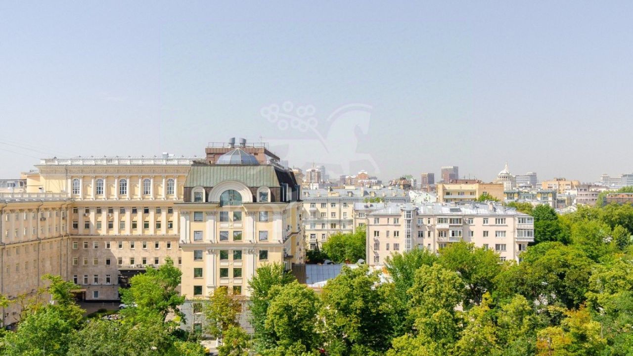 Продажа 5-комн квартиры на вторичном рынке Тверской бульвар, 16С5