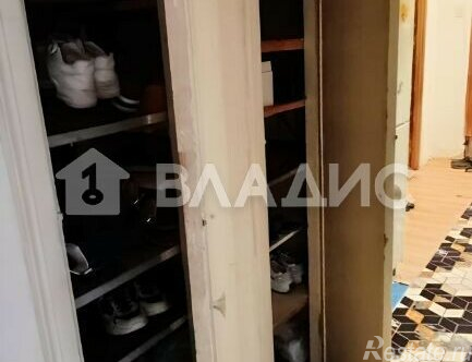 Продажа 3-комн квартиры на вторичном рынке улица Ватутина,  д. 13 к1