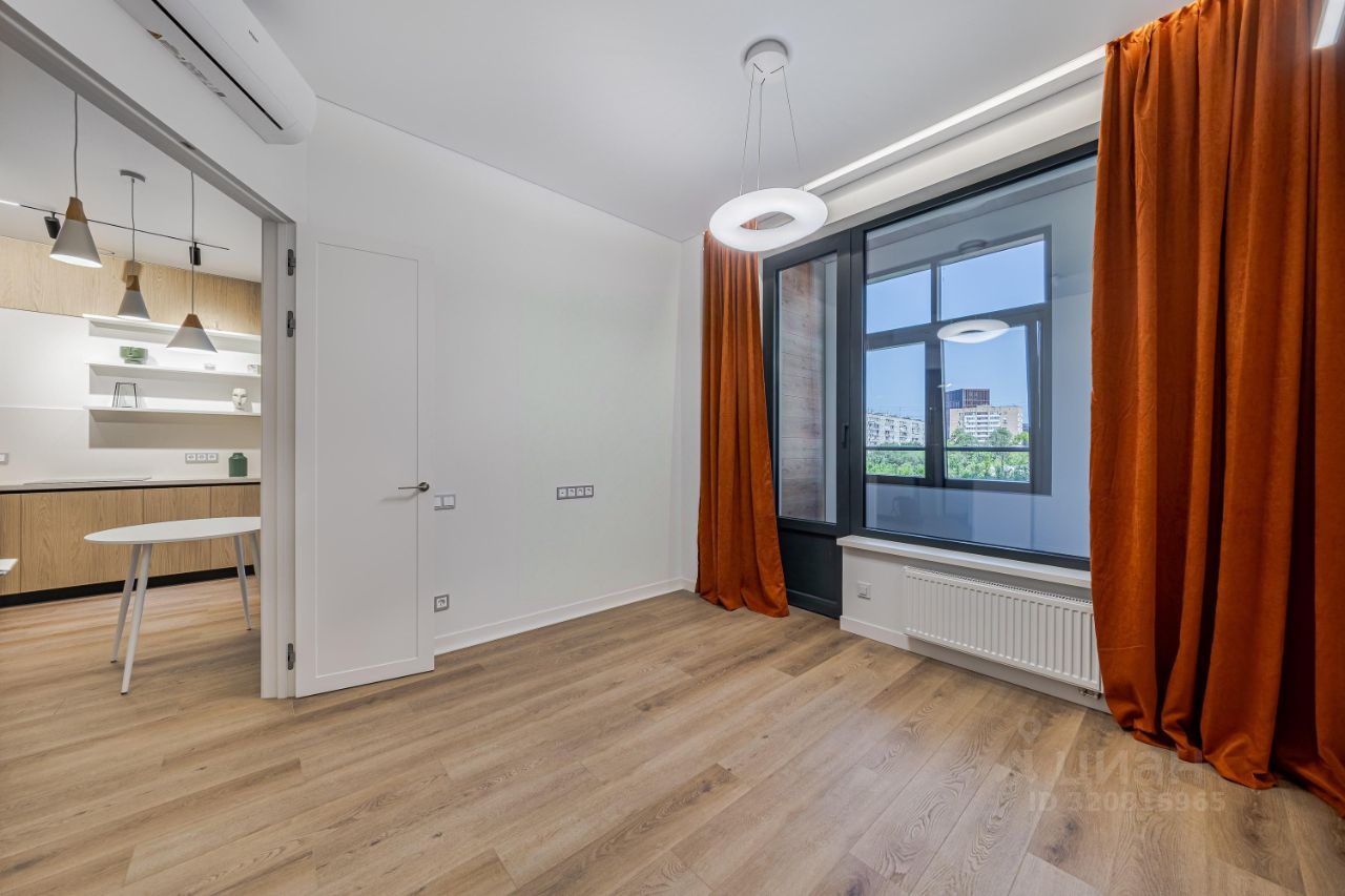 Продажа 2-комн квартиры на вторичном рынке Новоалексеевская улица, 16к2