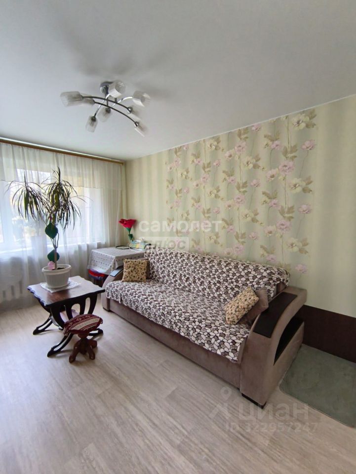 Продажа 2-комн квартиры на вторичном рынке пос. Имени Тельмана, 3