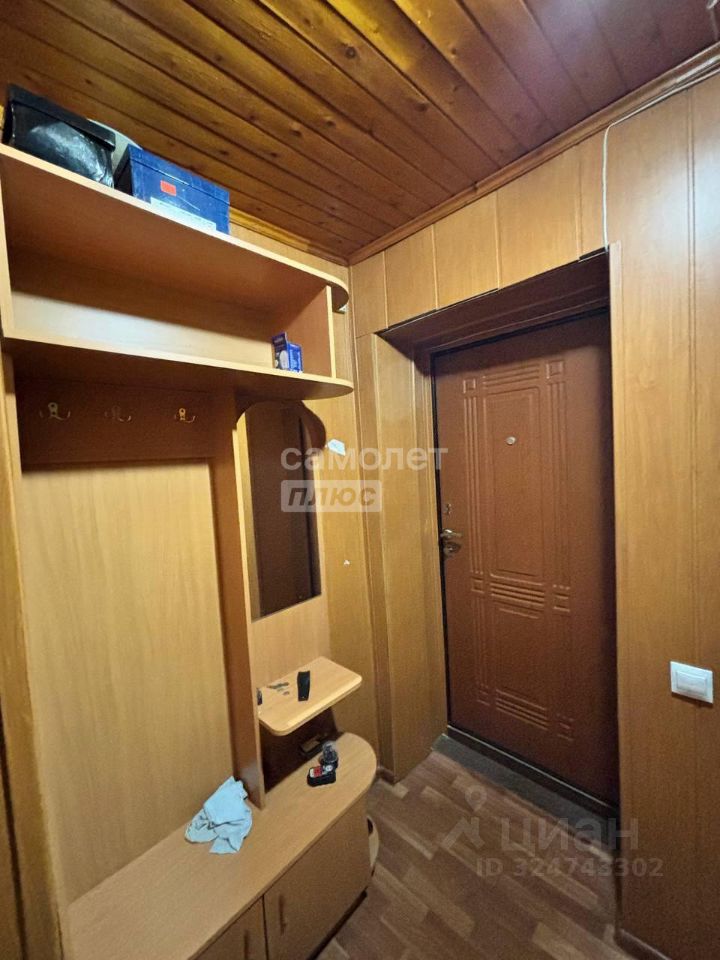 Продажа 3-комн квартиры на вторичном рынке Белоозерский пгт, улица 50 лет Октября, 12