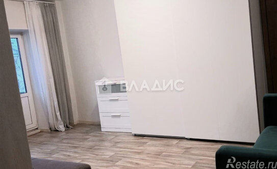 Продажа 2-комн квартиры на вторичном рынке Авиамоторная улица,  д. 22/12