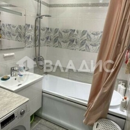 Продажа 3-комн квартиры на вторичном рынке Парголово п, Фёдора Абрамова ул,  д. 21 к3