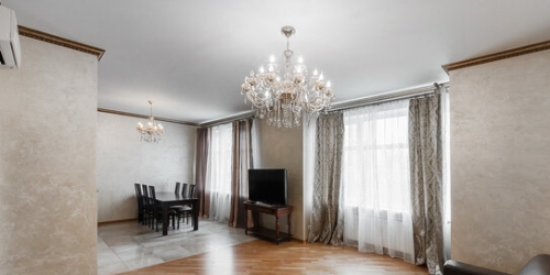 3-комн квартира улица Маршала Соколовского,  д. 5