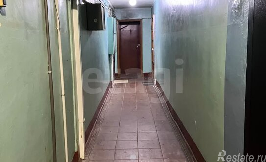 Продажа 1-комн квартиры на вторичном рынке Киришский район, улица Строителей,  д. 22