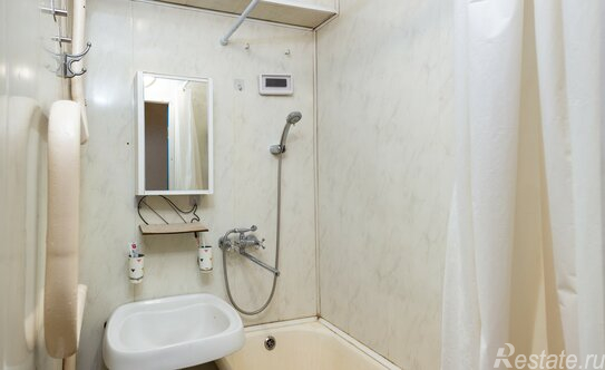 Продажа 2-комн квартиры на вторичном рынке ул Флотская,  д. 18