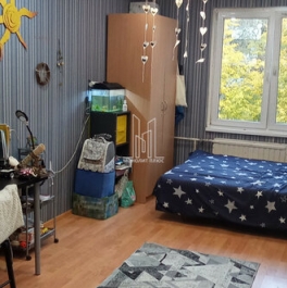 Продажа 3-комн квартиры на вторичном рынке улица Стойкости,  д. 23 к2