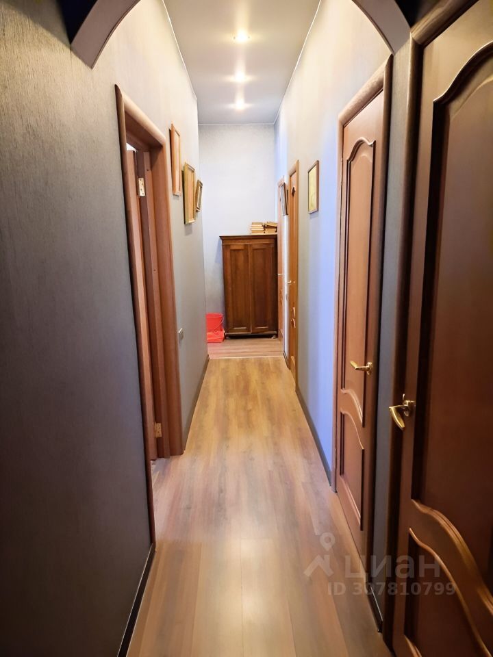 Продажа 2-комн квартиры на вторичном рынке Моховая улица, 22