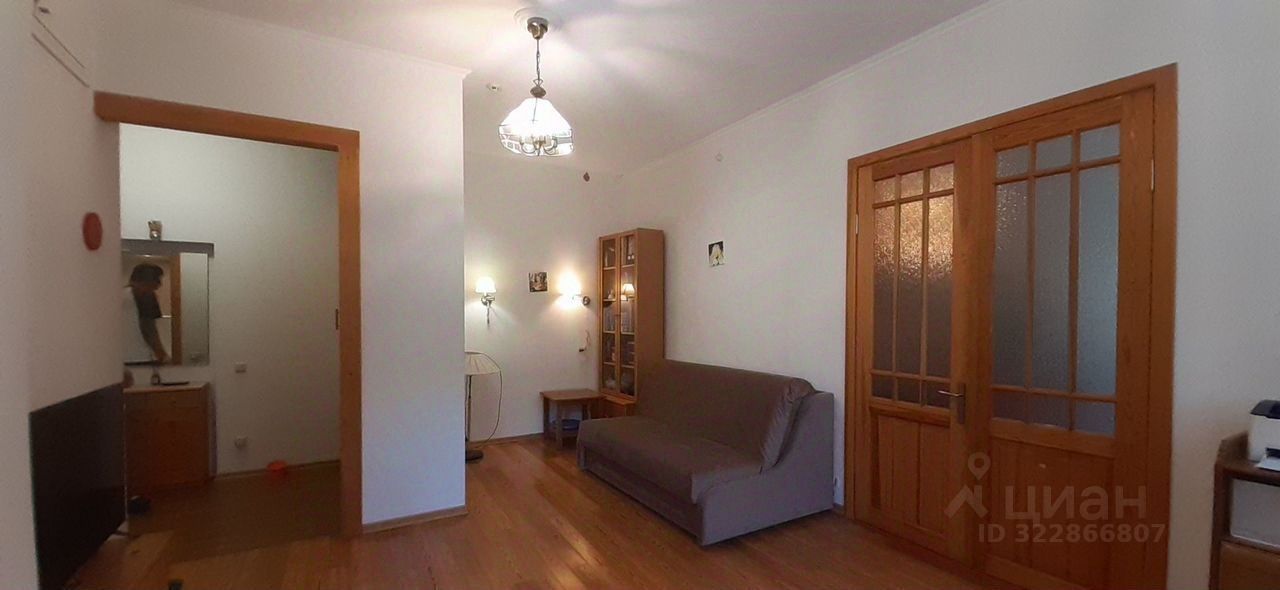 Продажа 2-комн квартиры на вторичном рынке Пушкин, улица Красной Звезды, 1/5