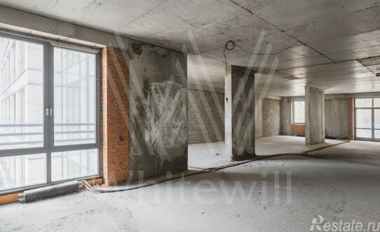 Продажа 4-комн квартиры на вторичном рынке Казарменный пер,  д. 3