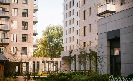 Продажа 4-комн квартиры на вторичном рынке Лисичанская улица,  д. 15 с1