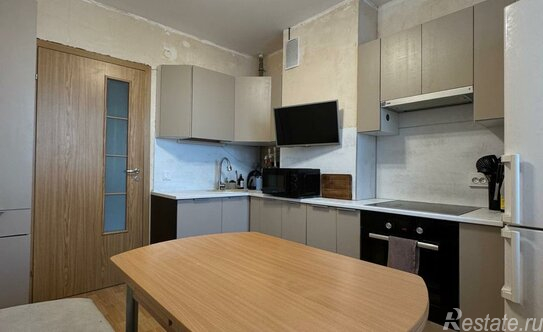 Продажа 2-комн квартиры на вторичном рынке Колпинское шоссе,  д. 22