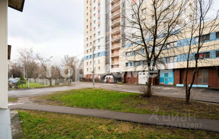 Продажа 4-комн квартиры на вторичном рынке Юбилейный мкр, улица Пионерская, 10