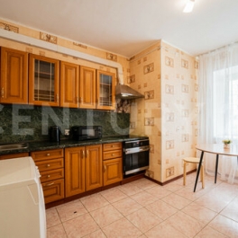 Продажа 1-комн квартиры на вторичном рынке Беринга ул,  д. 23,  к. 2