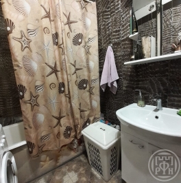 Продажа 3-комн квартиры на вторичном рынке Пушкин г., Красносельское шос.,  д. 47