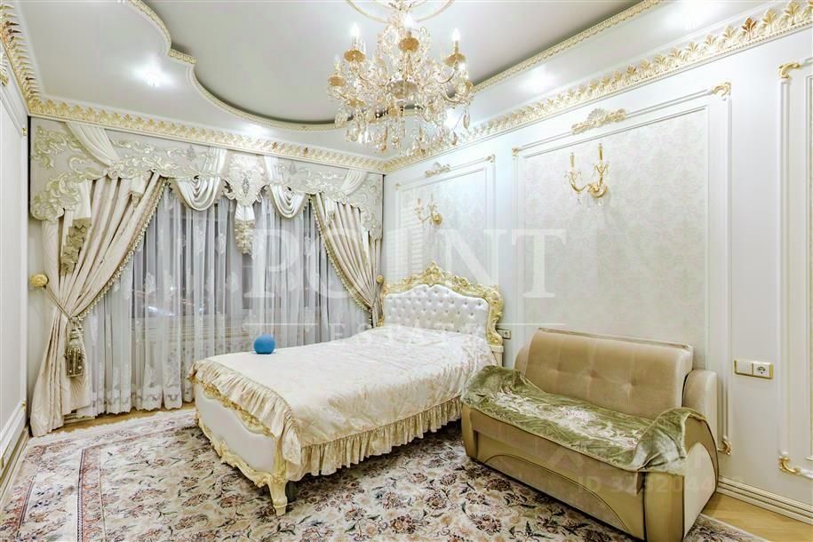 Продажа 4-комн квартиры на вторичном рынке проспект Мира, 188Бк1