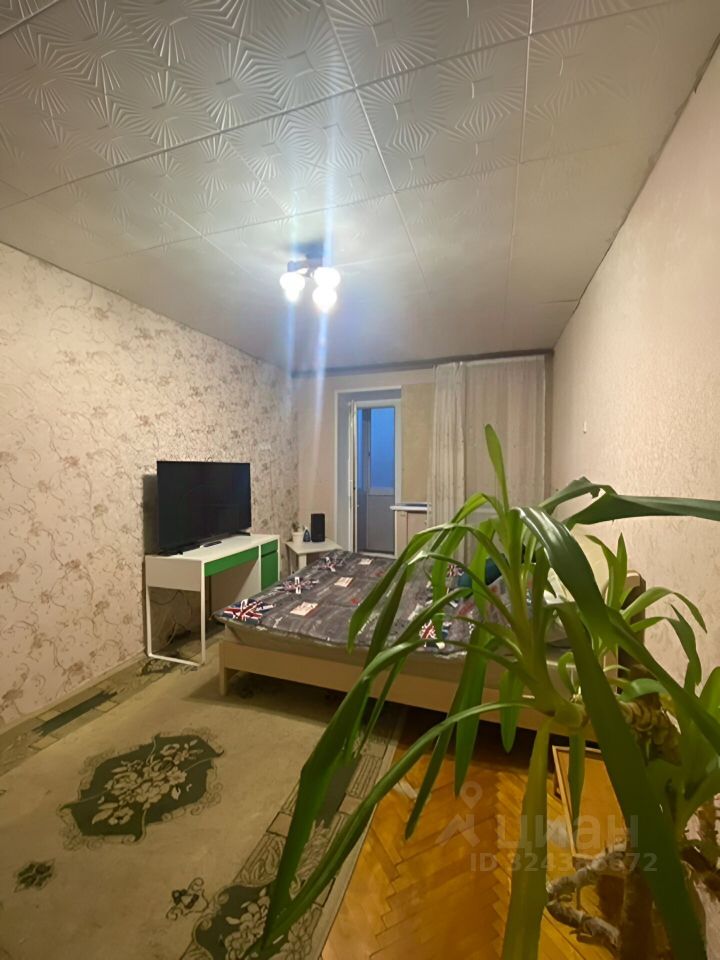 Продажа 2-комн квартиры на вторичном рынке Серпухов, улица Ворошилова, 121