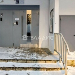 Продажа 3-комн квартиры на вторичном рынке Новоясеневский пр-кт,  д. 22 к3