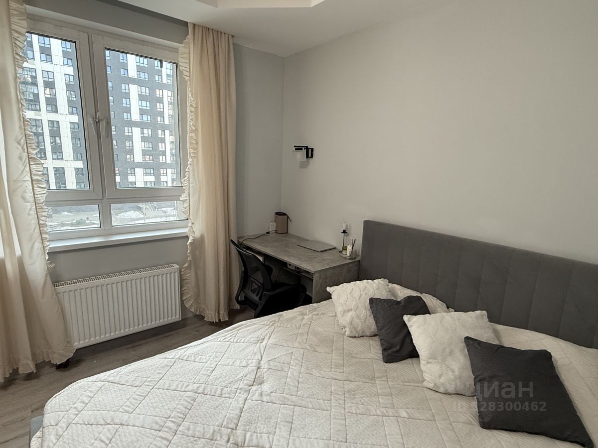 Продажа 1-комн квартиры на вторичном рынке проспект Куприна, 32к1