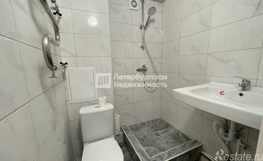 Продажа 1-комн квартиры на вторичном рынке Краснопутиловская улица,  д. 71