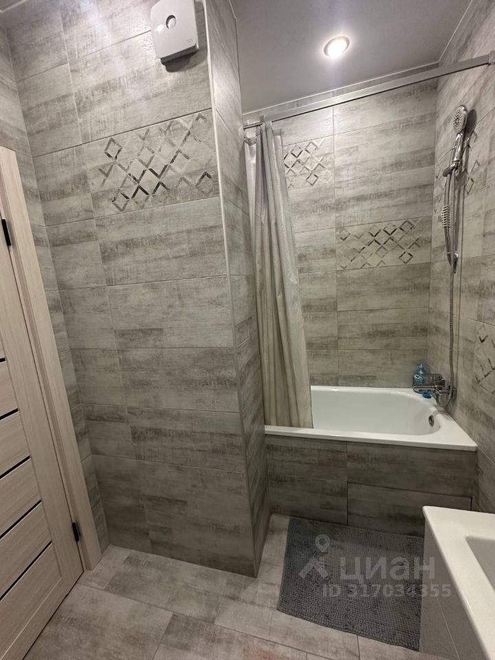 Продажа 2-комн квартиры на вторичном рынке Финский мкр, Щелково,  д. 2