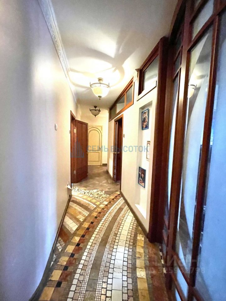 Продажа 3-комн квартиры на вторичном рынке Веселая улица, 35