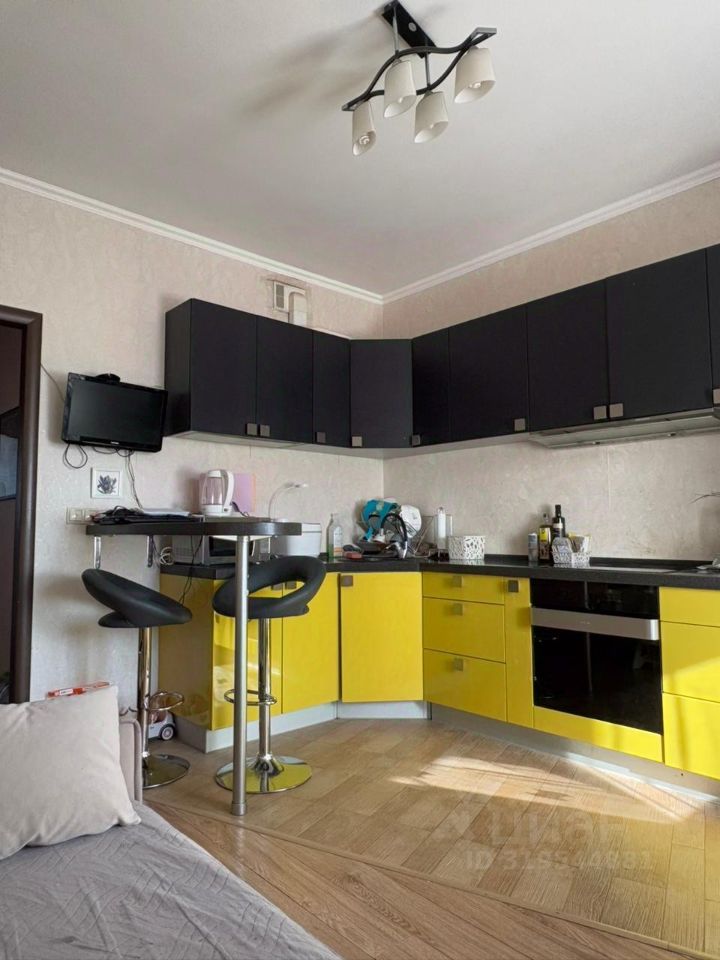 Продажа 1-комн квартиры на вторичном рынке Октябрьский пгт, улица Спортивная, 1