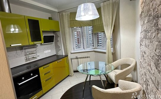 Продажа 2-комн квартиры на вторичном рынке Подлипки, Пионерская улица,  д. 30 к5