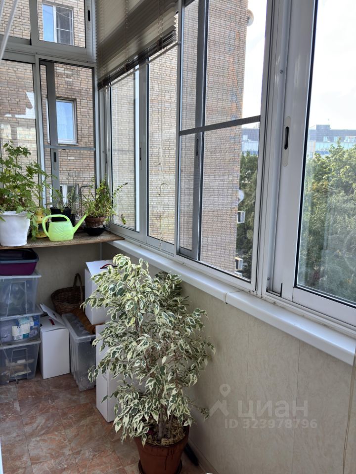 Продажа 2-комн квартиры на вторичном рынке Казарменный переулок, 8С3