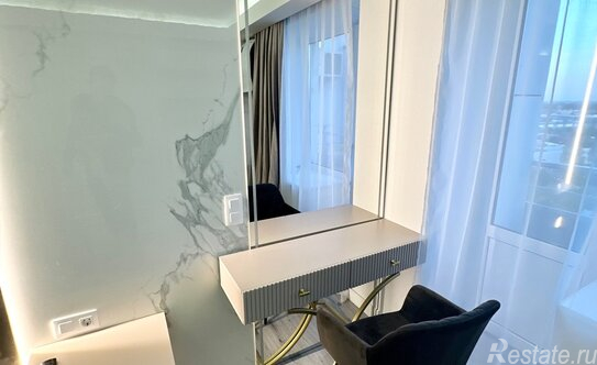 Продажа 5-комн квартиры на вторичном рынке Славы пр-кт,  д. 51