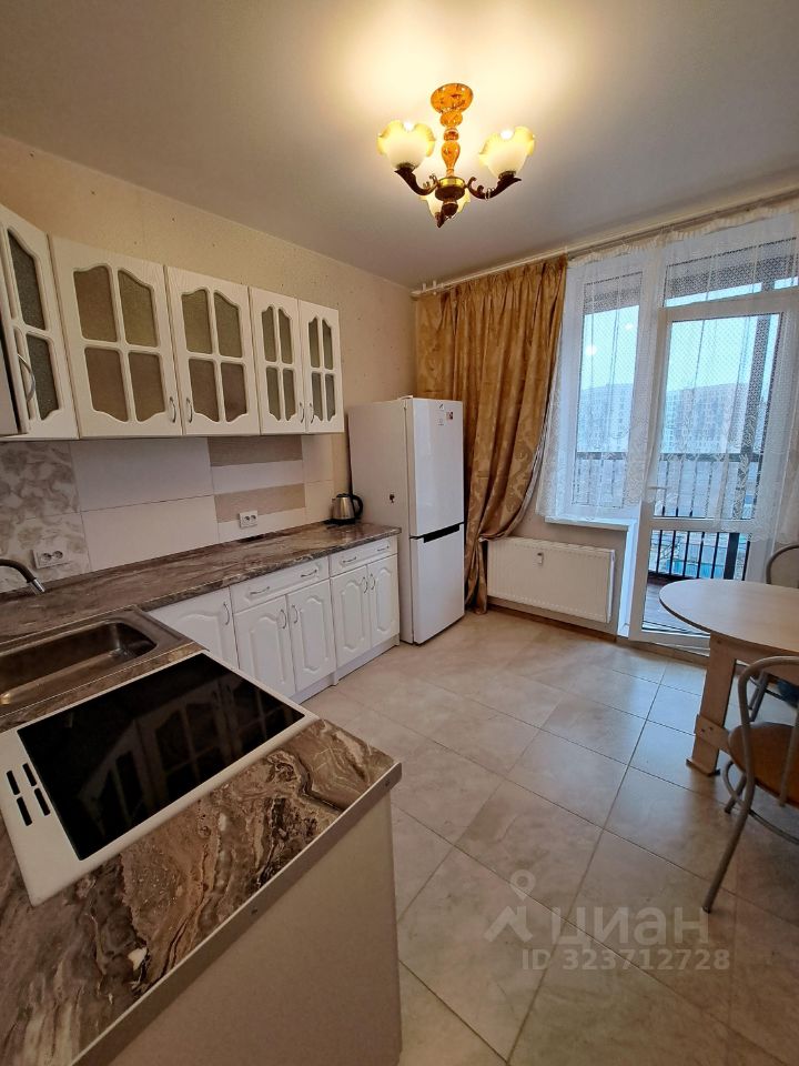 Аренда 1-комн квартиры на вторичном рынке Мурино, проспект Ручьевский, 20