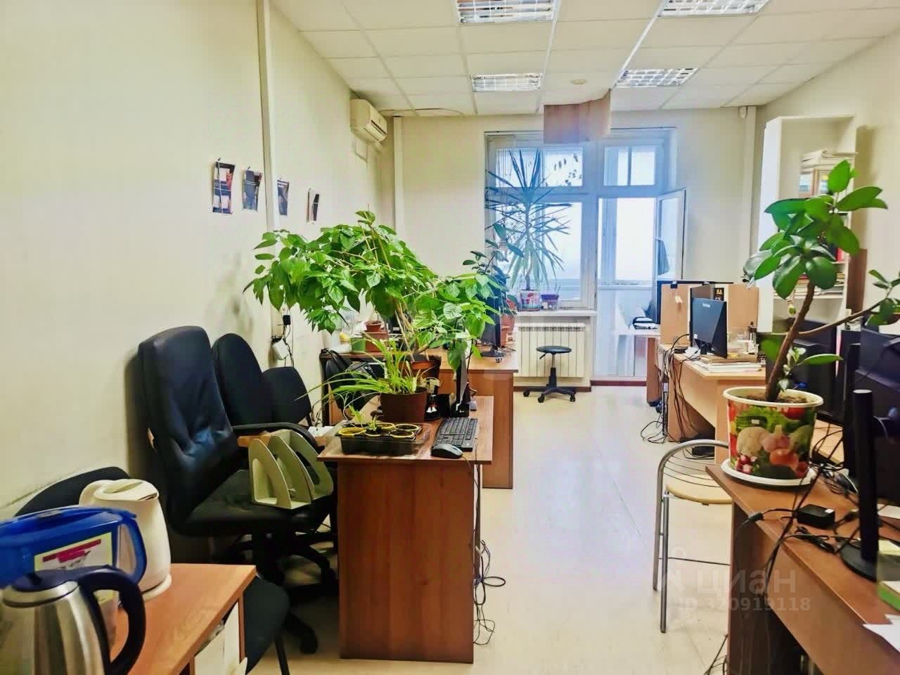 Продажа 4-комн квартиры на вторичном рынке улица Шкулева, 9К2