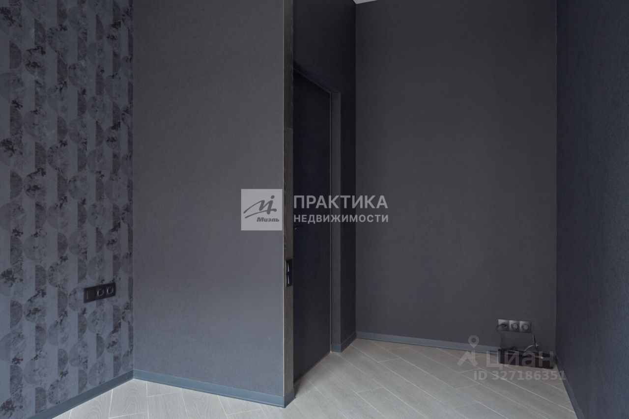 Продажа 1-комн квартиры на вторичном рынке Химки, улица Озерная,  д. 10