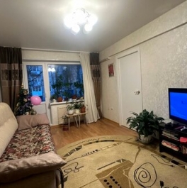 Продажа 3-комн квартиры на вторичном рынке Металлистов пр-кт,  д. 81