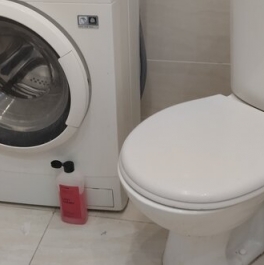 Продажа 1-комн квартиры на вторичном рынке Лобня, ул Центральная,  д. 4