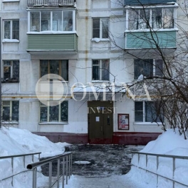 Продажа 2-комн квартиры на вторичном рынке Черноморский б-р,  д. 7,  к. 5