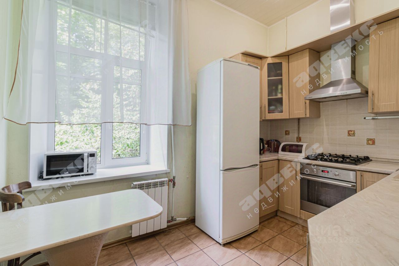 Продажа 3-комн квартиры на вторичном рынке Кронштадт, Советская улица, 45