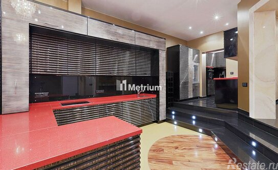 Продажа 5-комн квартиры на вторичном рынке Слесарный переулок,  д. 3