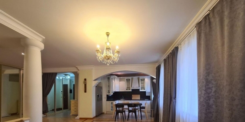 3-комн квартира Сеченовский переулок,  д. 9