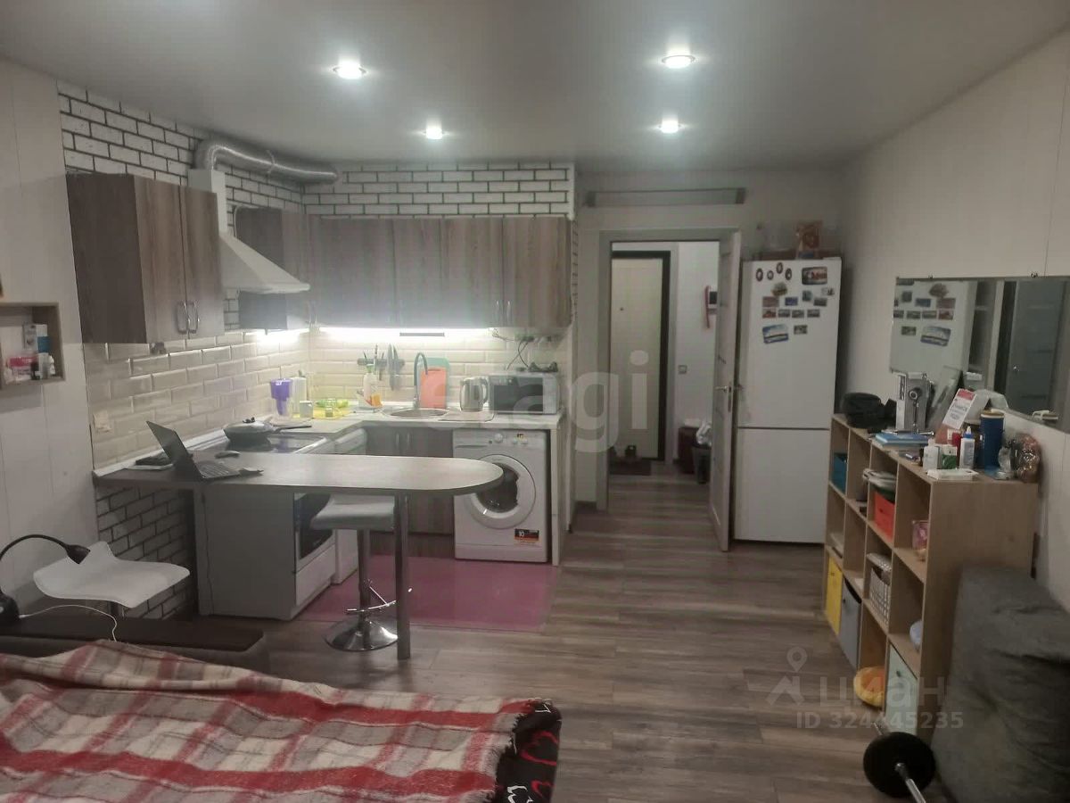 Продажа 1-комн квартиры на вторичном рынке пос. Шушары, Ленсоветовский тер., 23