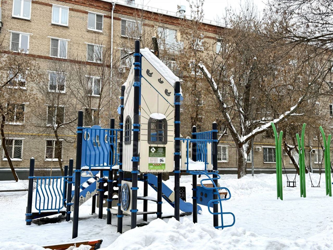 Продажа 3-комн квартиры на вторичном рынке Хомутовский тупик, 4к2