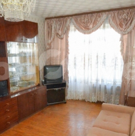 Продажа 2-комн квартиры на вторичном рынке ул Хабаровская,  д. 12/23