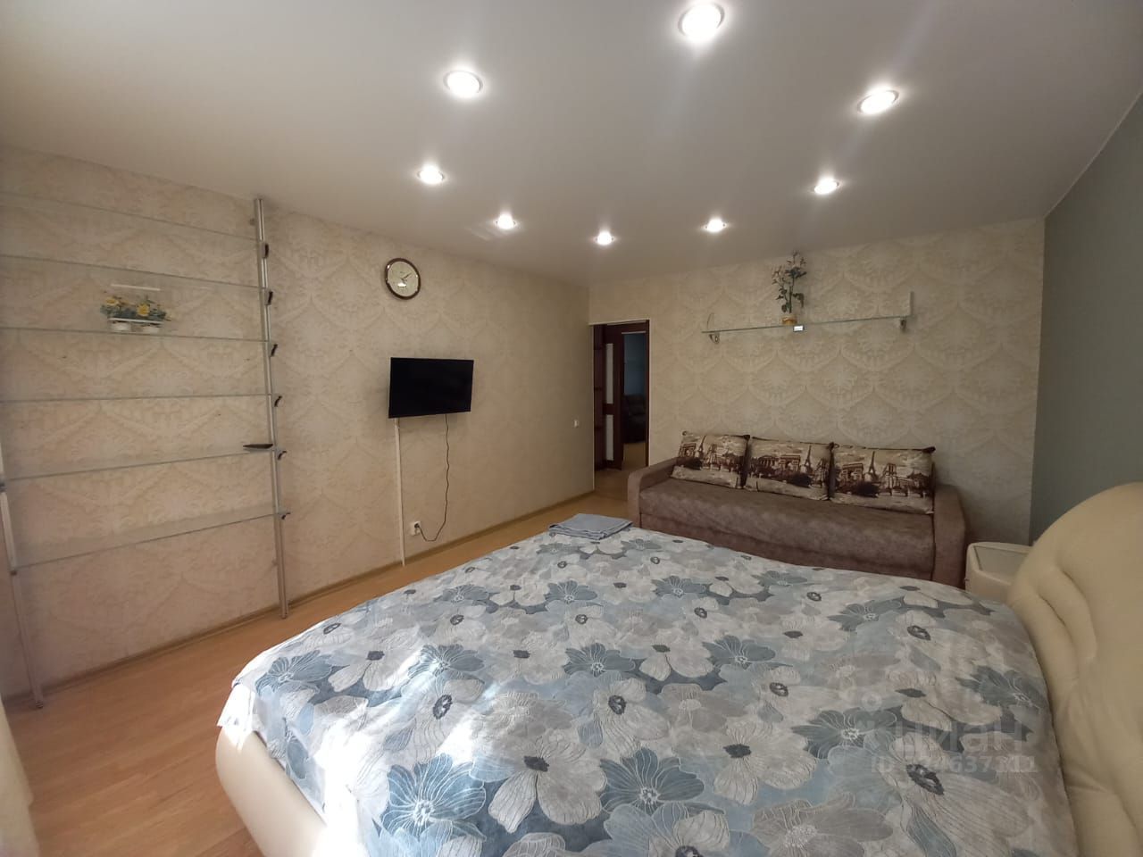 Продажа 3-комн квартиры на вторичном рынке 1А мкр,  д. 49