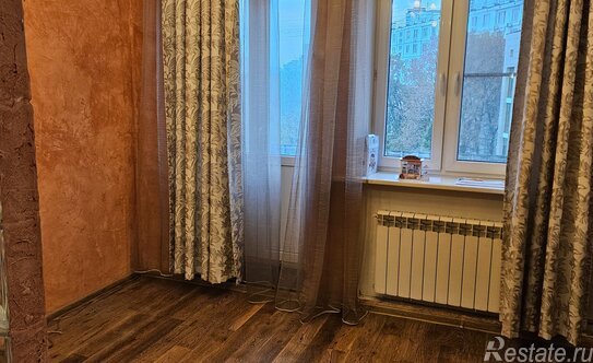 Продажа 1-комн квартиры на вторичном рынке Новолесная улица,  д. 3-5 с1