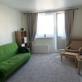 Продажа 2-комн квартиры на вторичном рынке улица Василия Петушкова,  д. 11