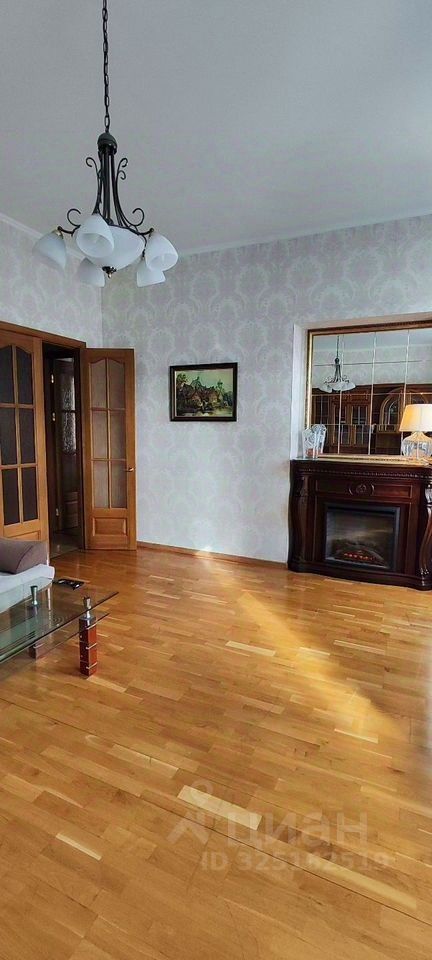 Аренда 2-комн квартиры на вторичном рынке Малая Конюшенная улица, 9