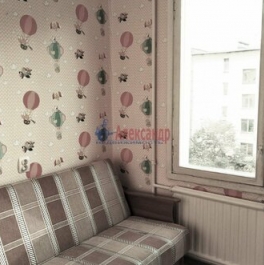 Продажа 4-комн квартиры на вторичном рынке Новаторов б-р,  д. 56